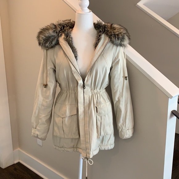FC Jeans Ivory Coat with Faux Fur Lining/Hood - Picture 5 of 9